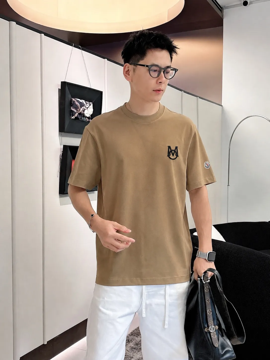 moncle～ logo 《 》7a tee ， Same Style ， : Black White Coffee Brown Size：S（90-130 ） M（125-150 ） L（135-165 ） XL（160-190 ） XXL（185-220 ）